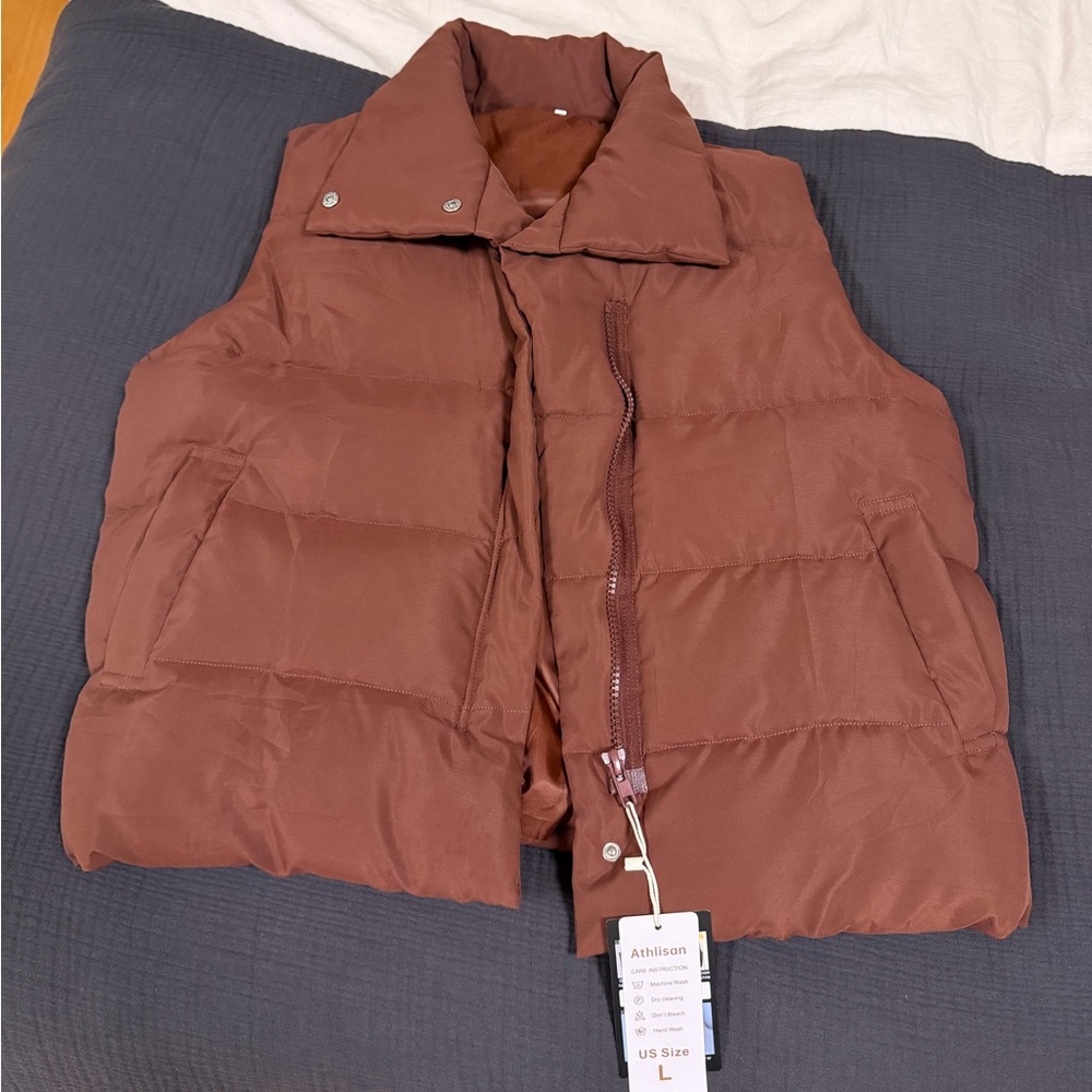NWT Women's Maroon Puffer Vest